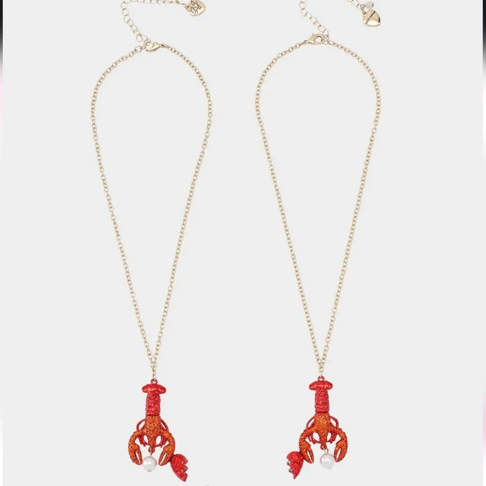 🦞▪️Betsey Johnson▪️ Mermaid Jewels Lobster Friendship Necklace Set Red